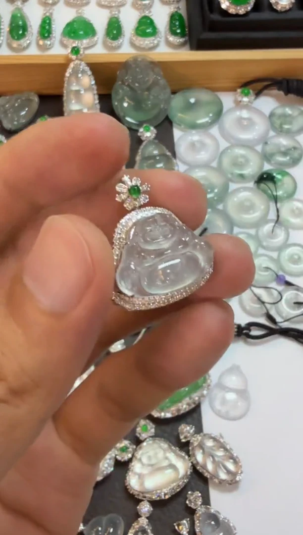 翡翠18K金镶嵌吊坠(不含链)佛公