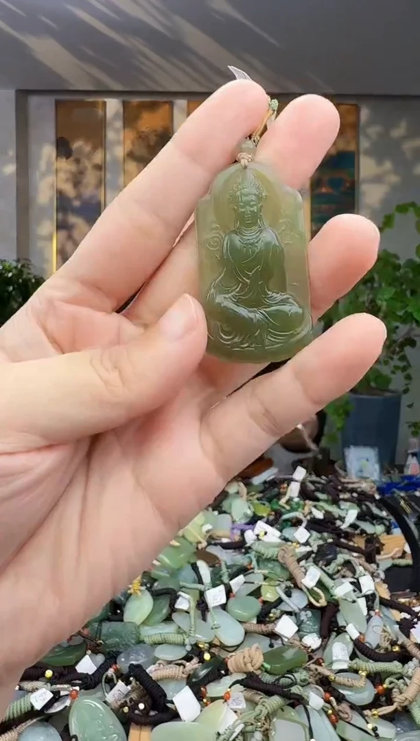 未镶嵌和田玉挂件拍一发一