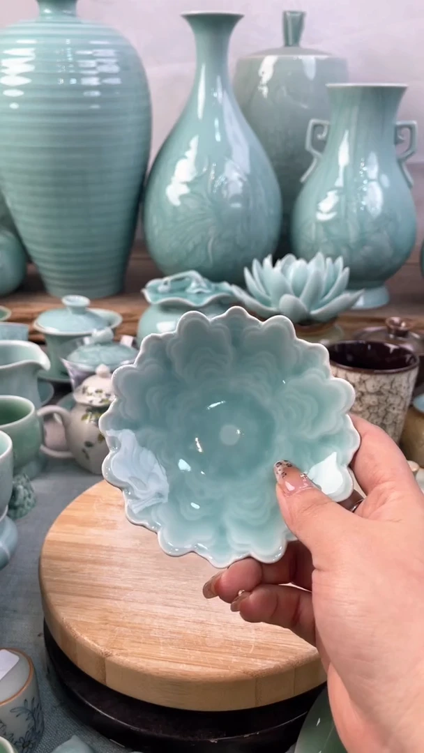 【闪购商品】特价福利 微瑕 慧仙青瓷