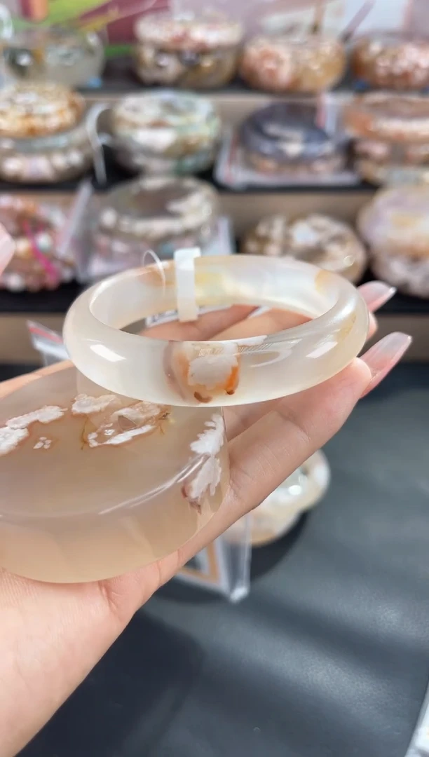 未镶嵌手镯石英质玉55（镯心赠品 不保证完美）