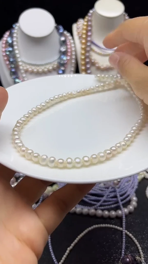 淡水珍珠未镶嵌颈饰多人