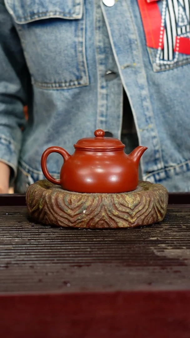 宜兴原矿紫砂壶茶壶宜兴原矿紫砂壶茶壶150C