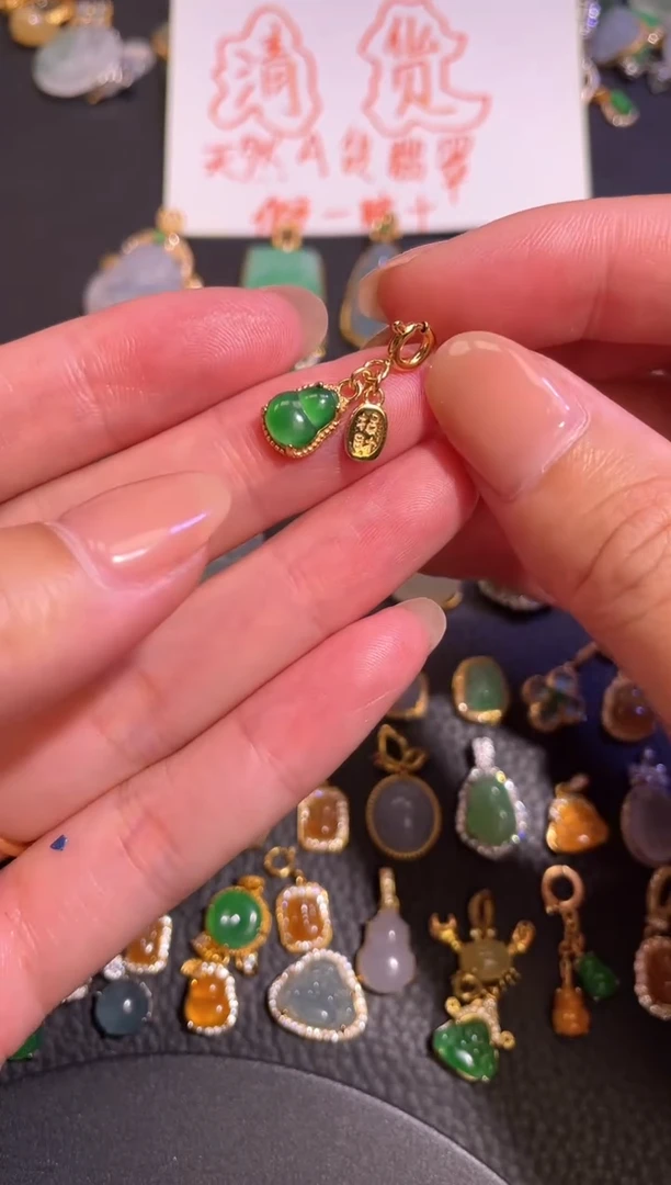 颈饰银S925镶嵌翡翠a货翡翠