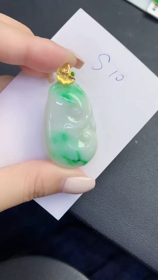 颈饰未镶嵌翡翠缅甸天然翡翠A货