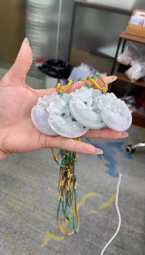 吊坠(不含链)未镶嵌翡翠荷花鱼   多样性发货发一个