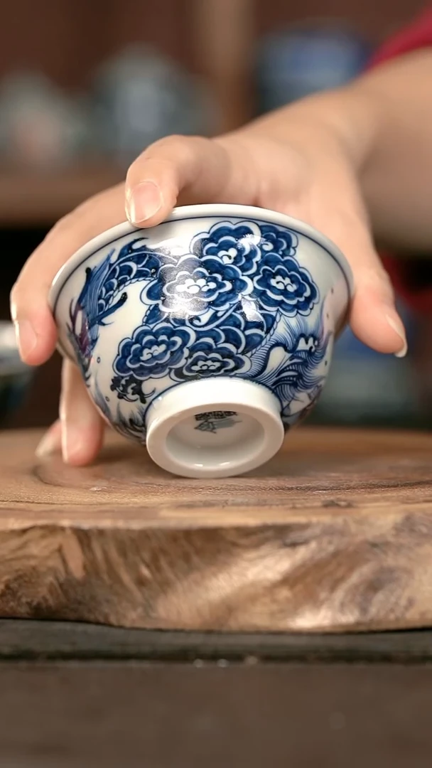 手绘手绘高温现代瓷  气   鱼化龙大压100cc