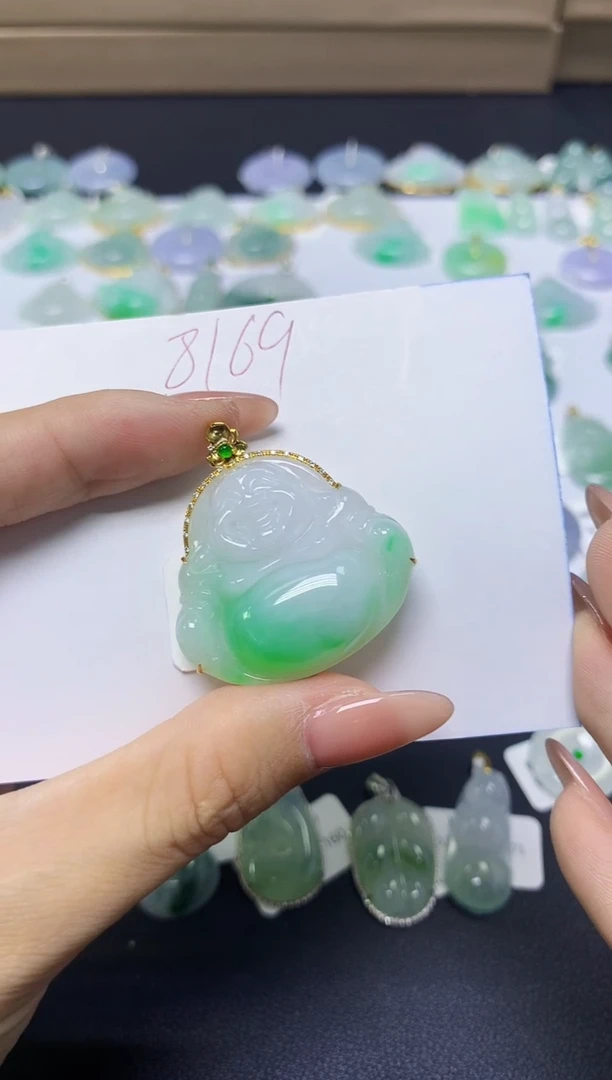 翡翠18K金镶嵌颈饰天然自然緬甸A貨翡翠