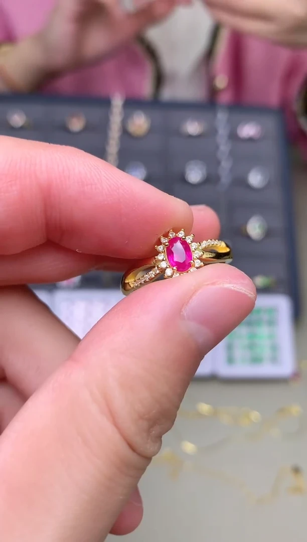 银S925镶嵌戒指红宝石戒指