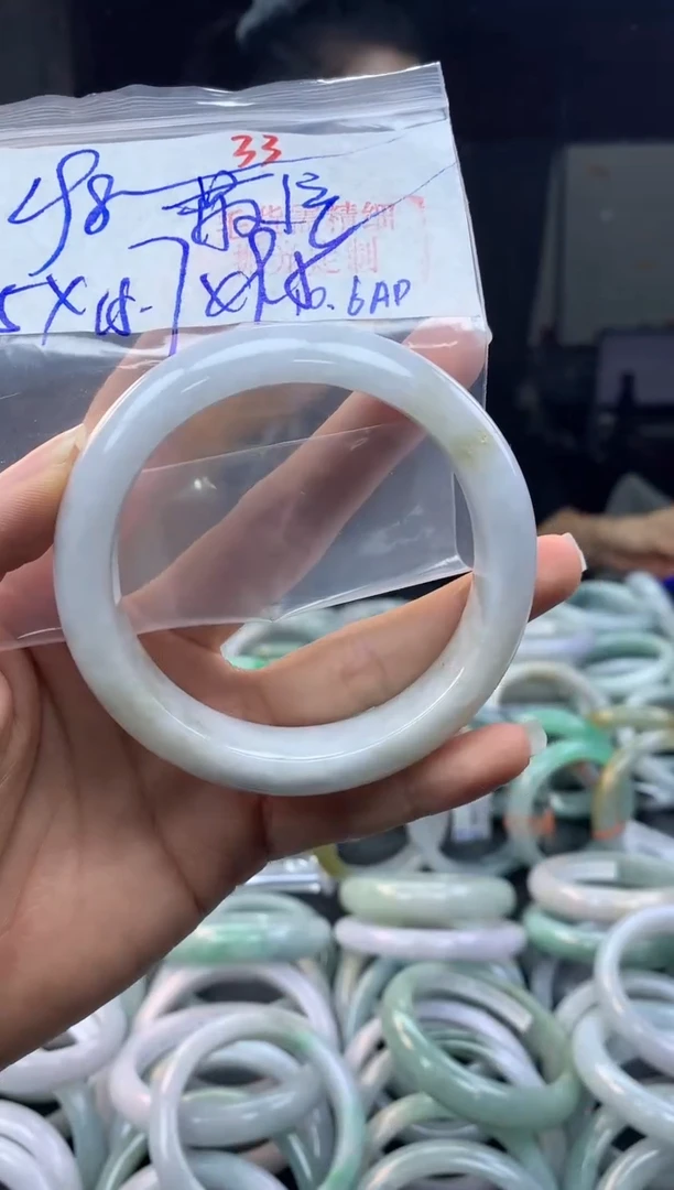 未镶嵌定制翡翠最**角33毛货需精细抛光+多样性发1件+198元