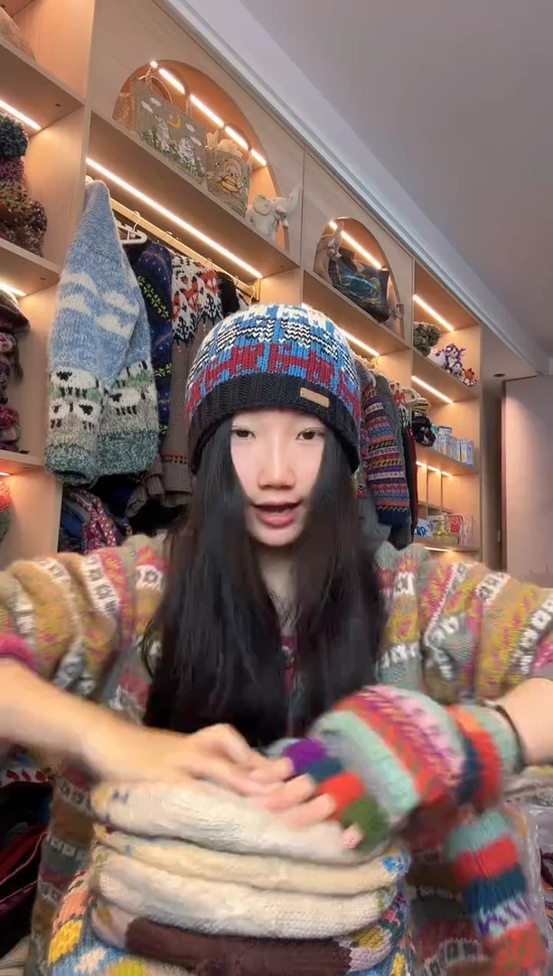 羊毛美利奴猫小尾巴