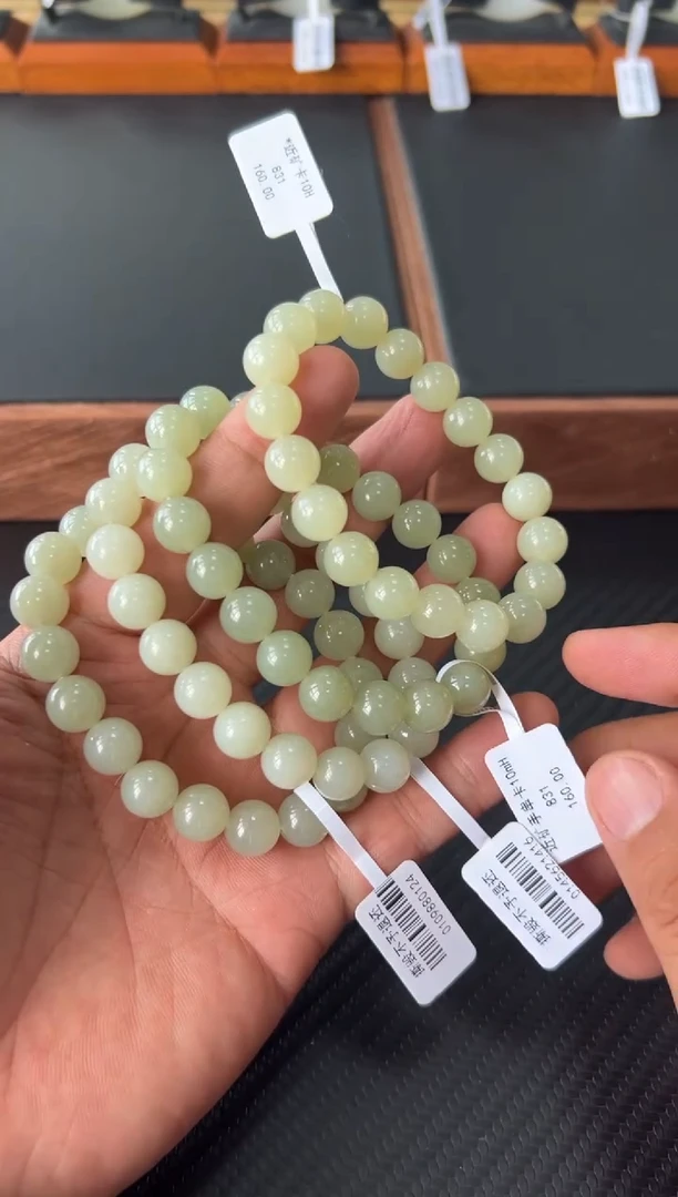 未镶嵌手串和田玉且末微色差近矿卡10多样性发货拍一发一
