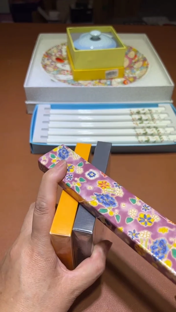 瓷片碗碟好物一件不留@@1