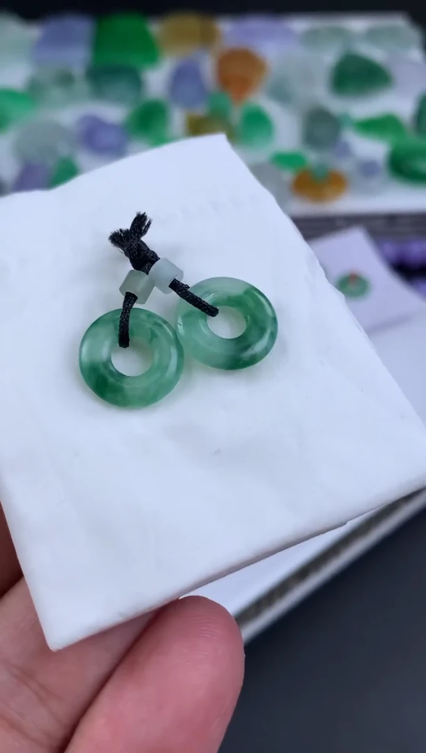 【闪购商品】定制翡翠未镶嵌多样性发一件