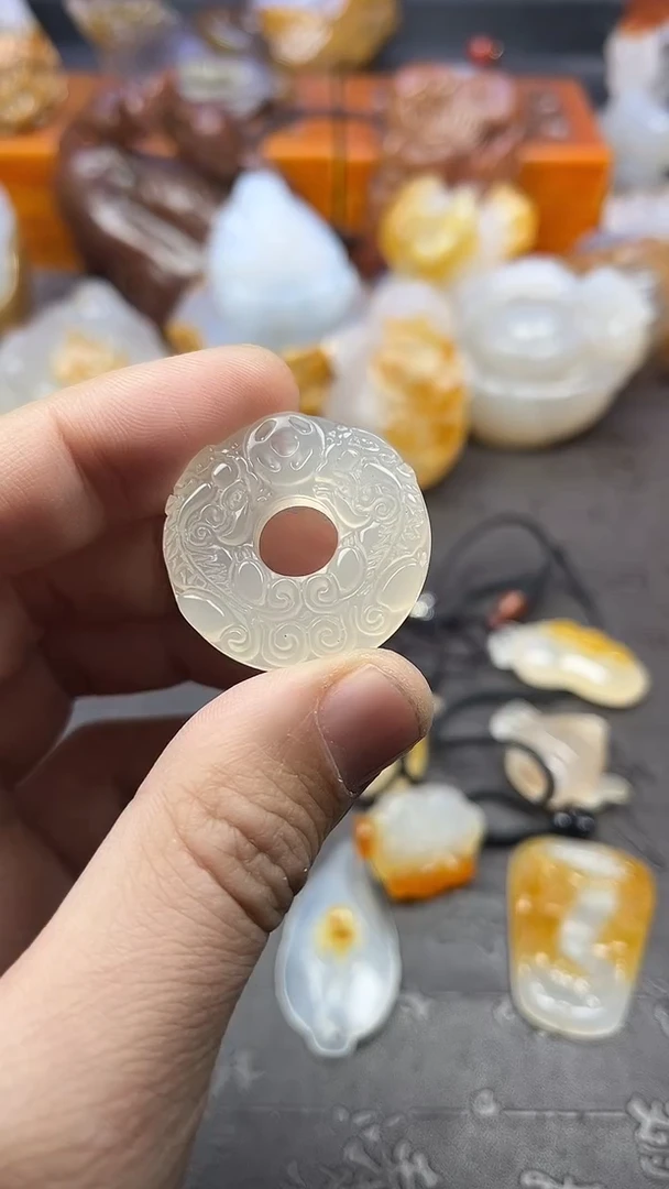 【闪购商品】玛瑙/玉髓吊坠未镶嵌1