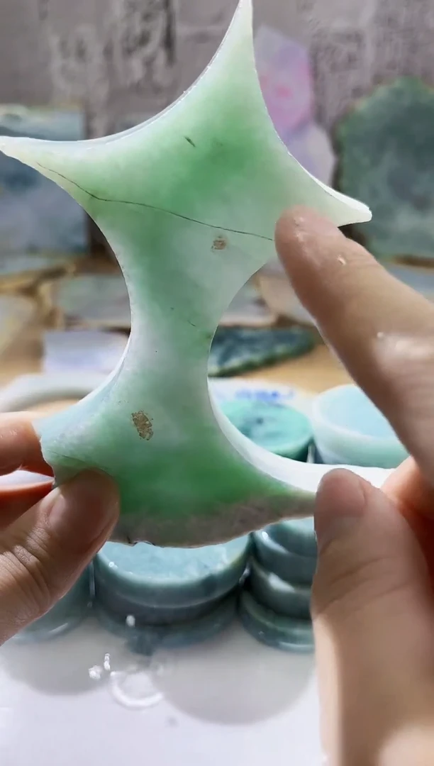 翡翠未镶嵌颈饰翡翠A货162