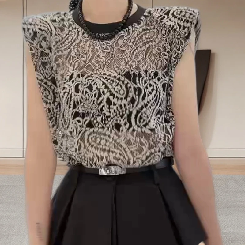 2025年夏季新款气质显瘦法式设计感复古蕾丝无袖上衣C5168