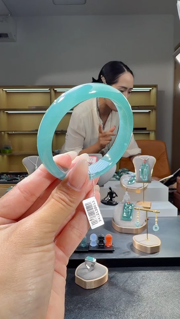 未镶嵌手镯翡翠56.8圈
