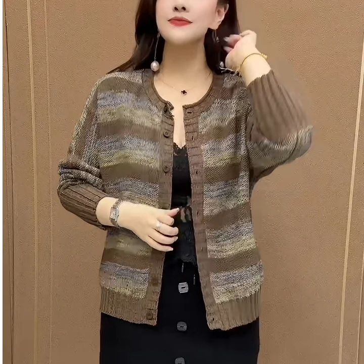 洋气保暖秋冬季中老年妈妈休闲时尚百搭拼接圆领毛针织衫印花毛衣