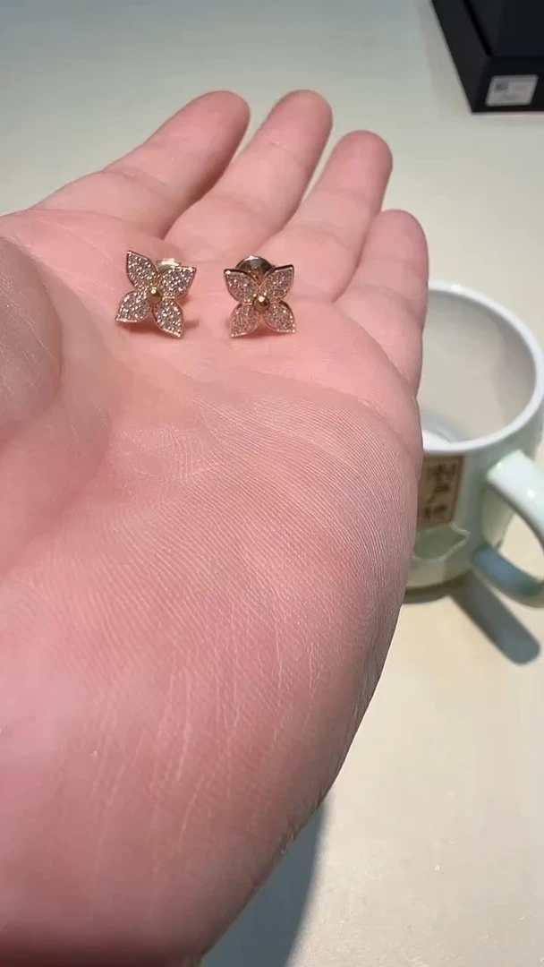 瓷片如图所示AAAAAAAAAAA957