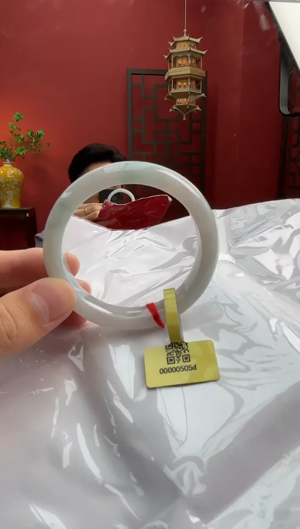 未镶嵌手镯翡翠翡翠手镯1