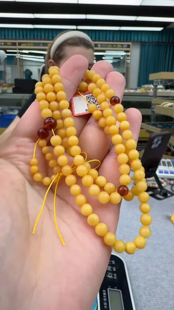 未镶嵌颈饰琥珀154秒拍号 假一罚三