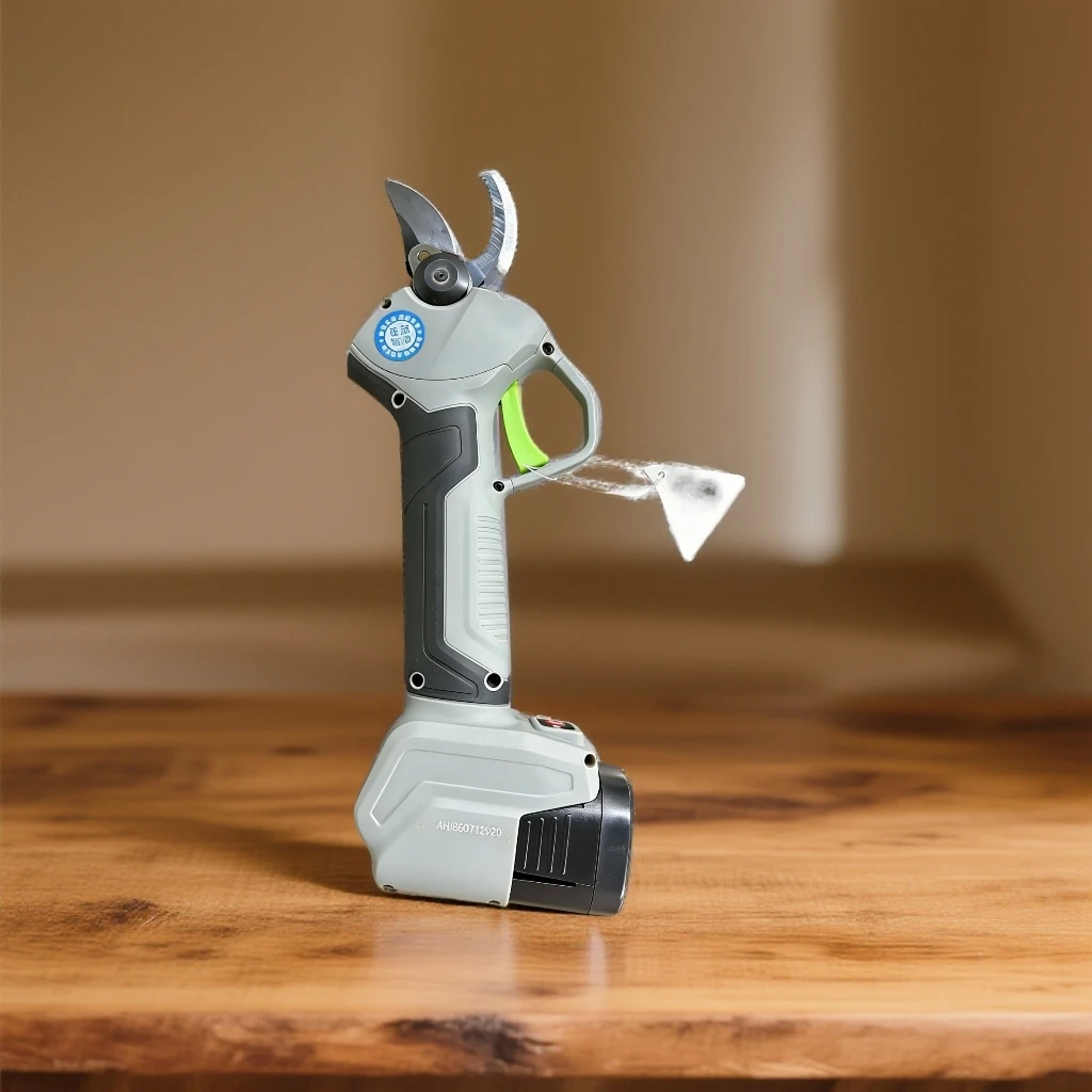 舒畅8607电动修枝剪两电一充