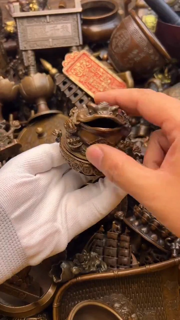 精美铜器，点击下单