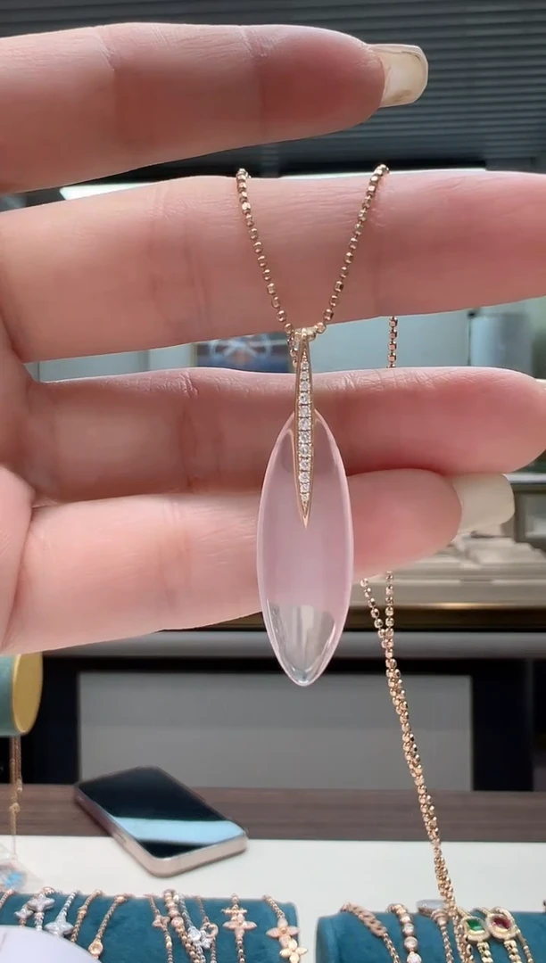 【闪购商品】芙蓉石吊坠(不含链)18K金镶嵌芙蓉石菱形吊坠K红