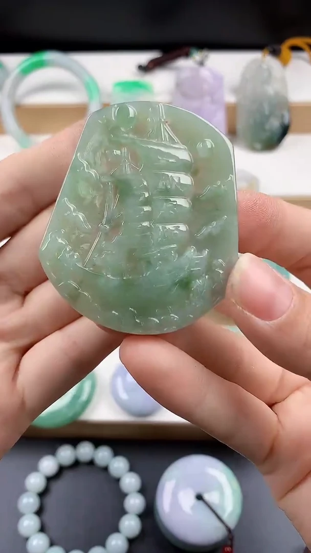 颈饰未镶嵌翡翠天然翡翠吊坠挂件