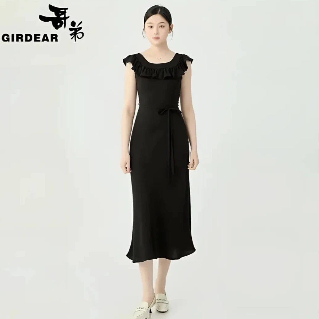 哥弟 女装夏季新款荷叶边精致优雅收腰显瘦轻奢小黑连衣裙150005