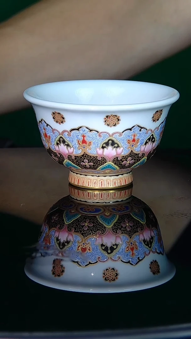 毛仔柴窑珐琅彩主人杯