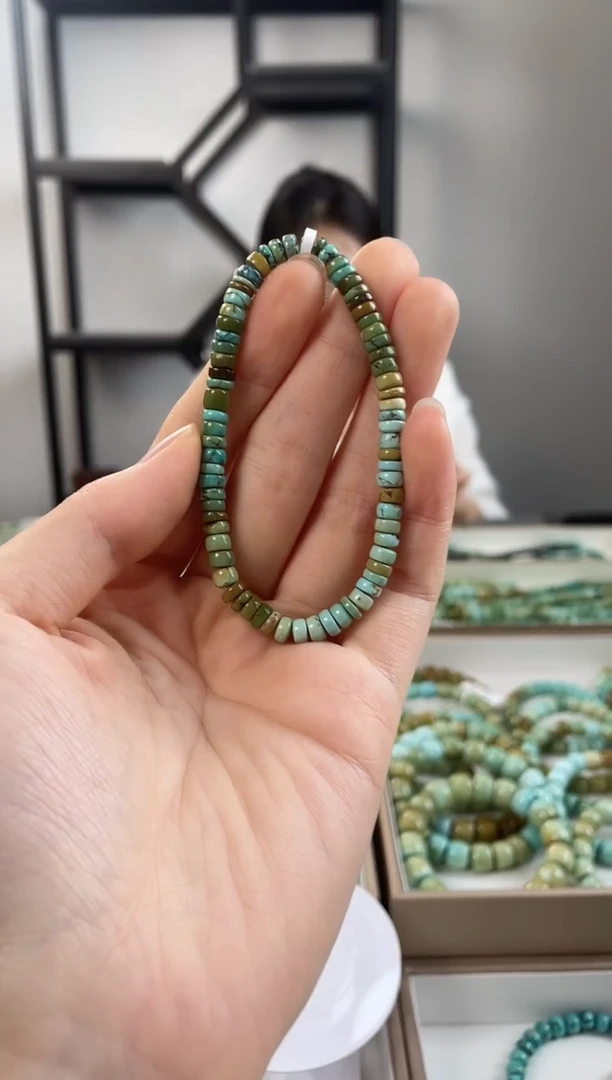 南红玛瑙未镶嵌珠宝奇石直切