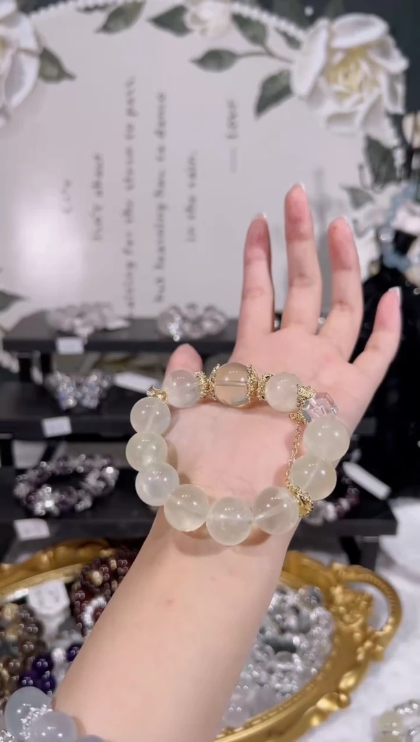 【闪购商品】水晶手链未镶嵌天然水晶默认微瑕 多样性发货发其一