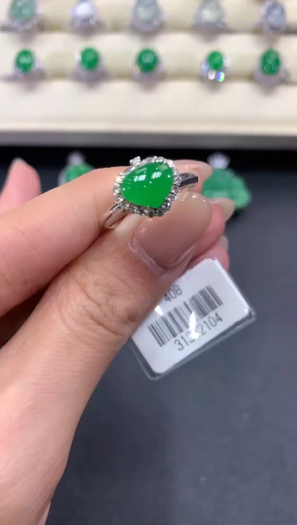 【闪购商品】翡翠戒指18K金镶嵌a151