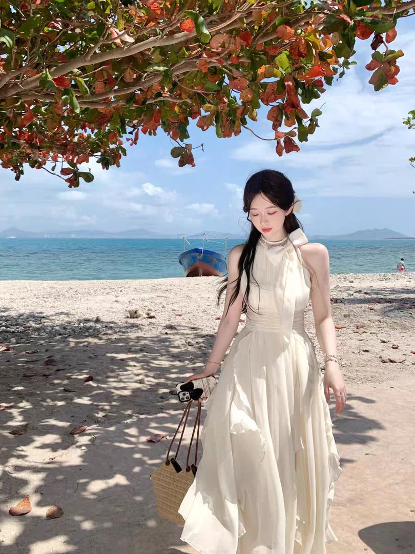 [长岛香氛]挂脖无袖连衣裙收腰荷叶边法式度假风气质长裙子18020