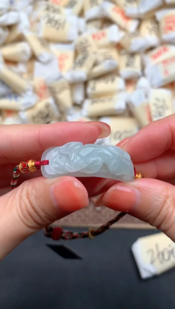 未镶嵌和田玉挂件1