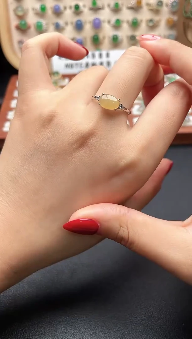 银S925镶嵌戒指翡翠一物一证一礼盒