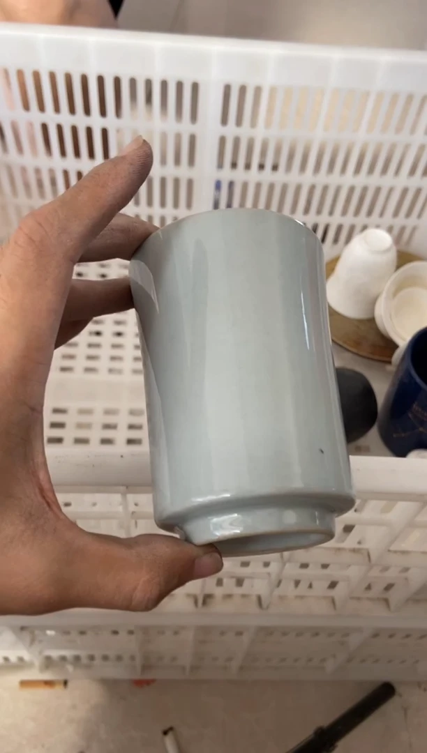 无运费险有瑕疵的摄影的产品有使用过的痕迹有点脏介意勿拍