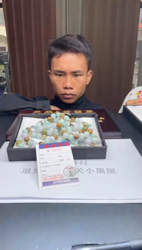 未镶嵌定制翡翠未抛光毛货多样性发其一拍一发一7281