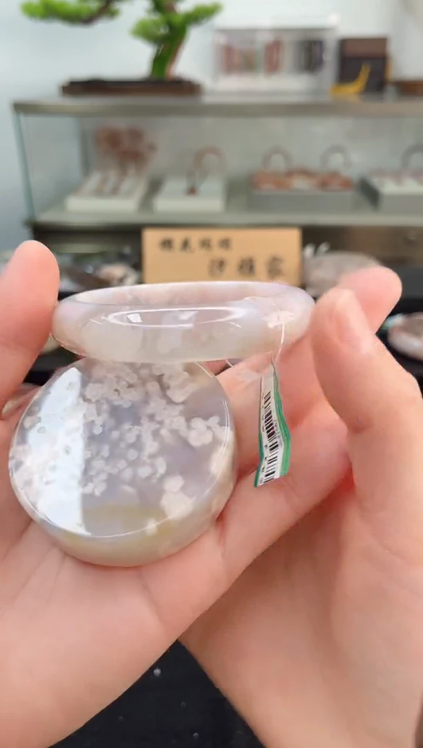 未镶嵌手镯石英质玉60圈口（赠品镯心）3541587