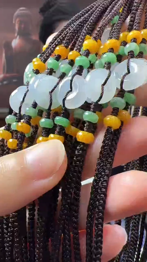 未镶嵌挂件翡翠美背（多样性发其一）