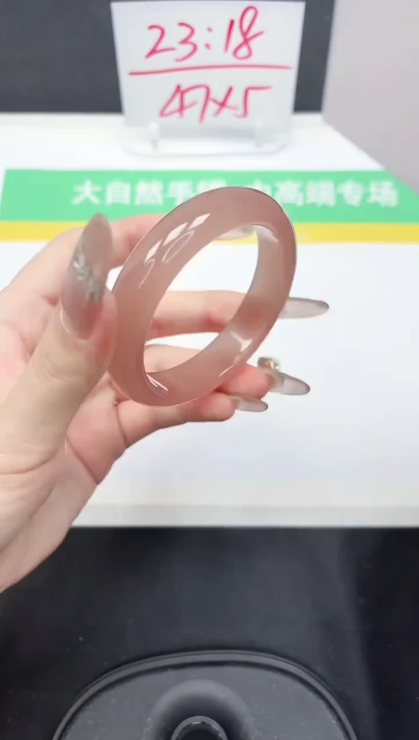 【闪购商品】石英质玉手镯未镶嵌8-54