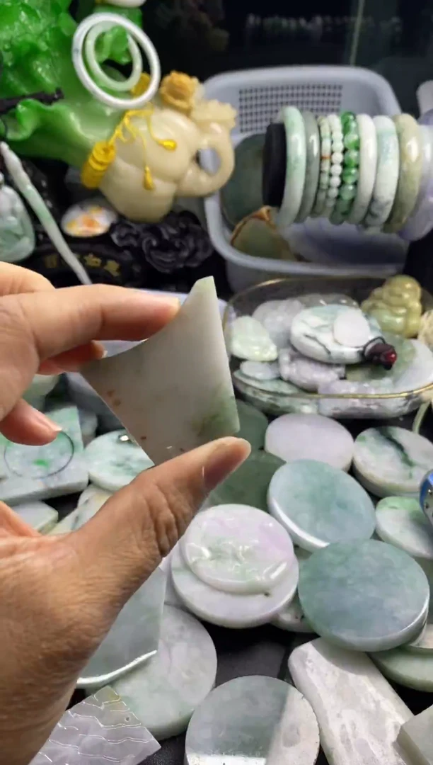 散珠翡翠A货翡翠07