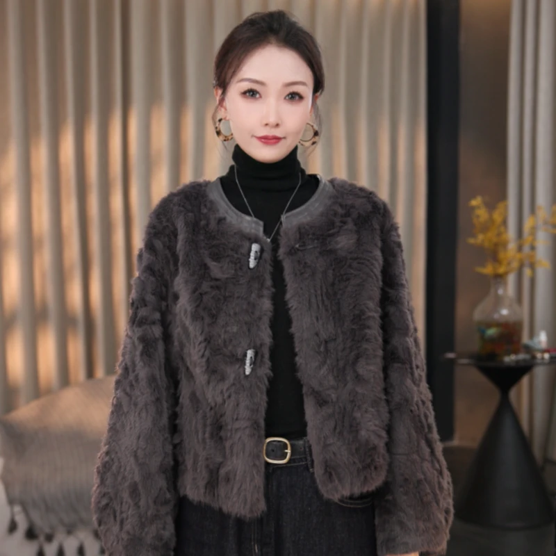 【花花】冬季加厚长袖短外套宽袖保暖百搭轻奢时尚气质网红设计师