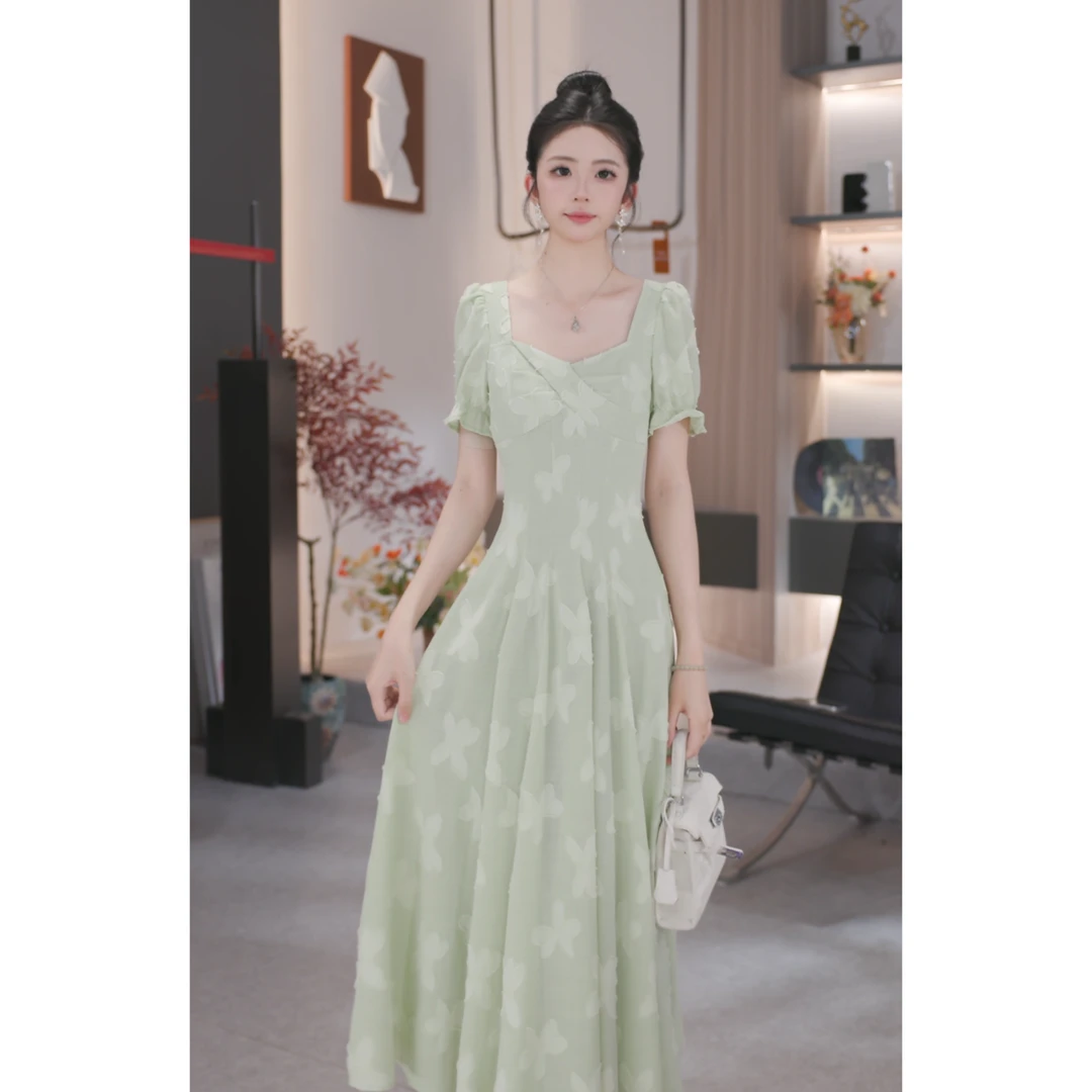 晓西-重工蝴蝶编织法式浪漫显瘦收腰连衣裙-B5137K