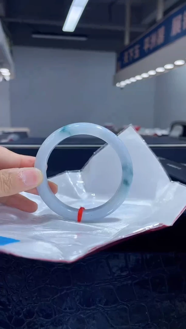 未镶嵌手镯翡翠16