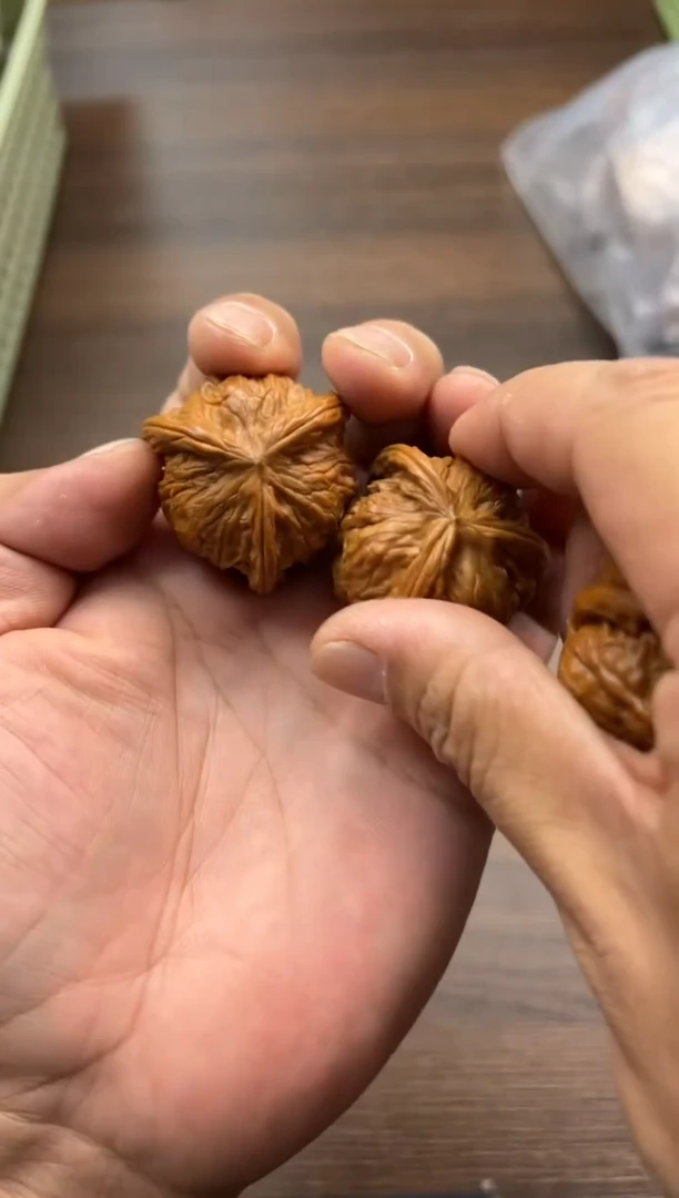 把件文玩核桃38尺左右磨盘正奔工艺品
