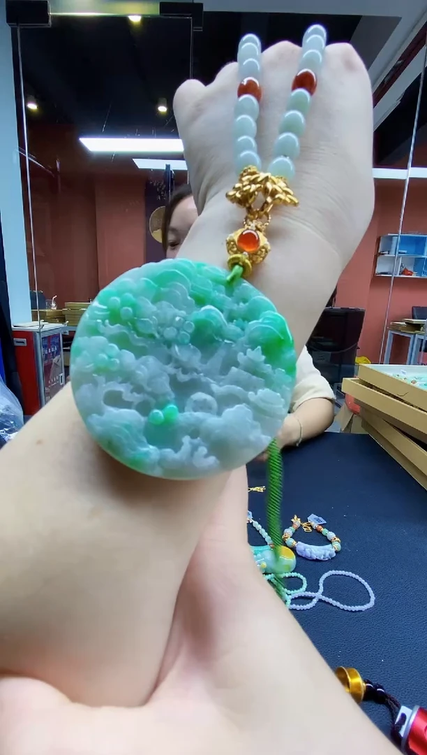 颈饰未镶嵌翡翠翡翠吊坠