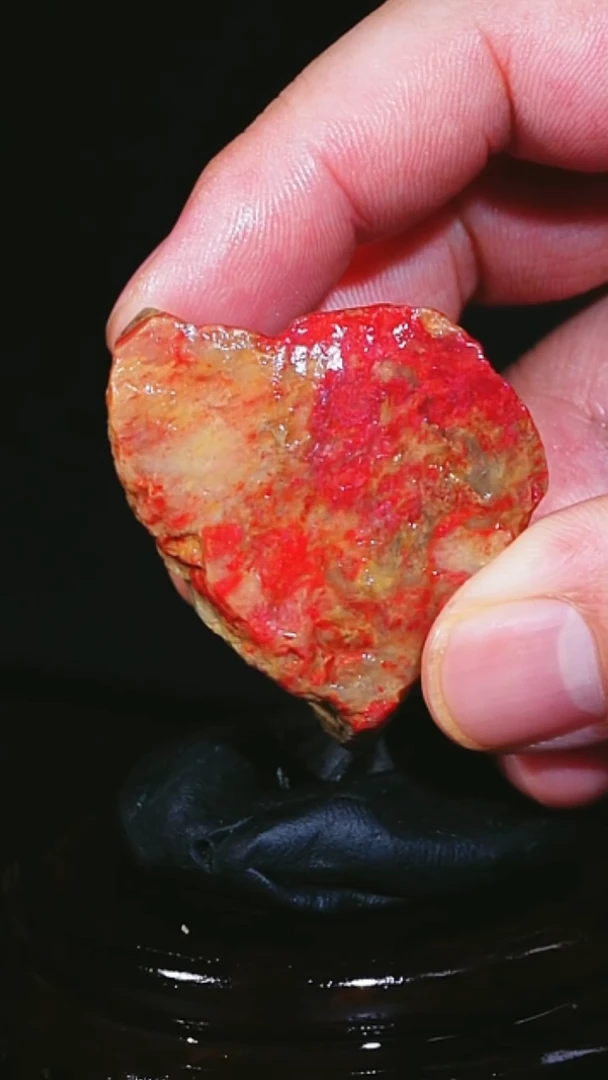 昌化石乌****?昌化鸡血石