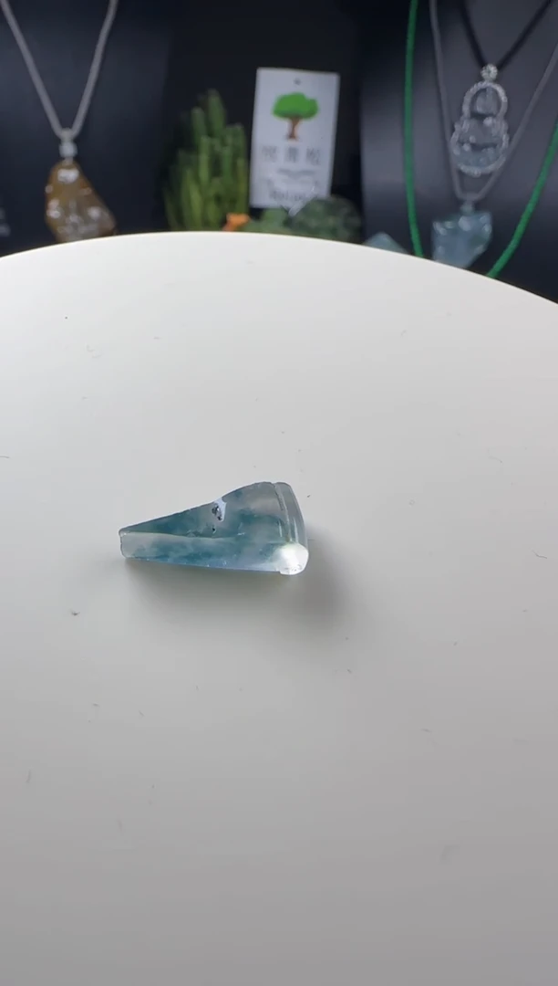 未镶嵌定制翡翠裸石